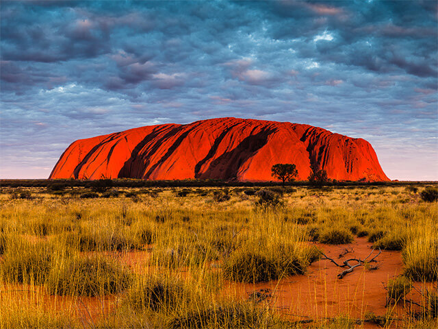 Uluru - photo of Ayers Rock by Oli Gardener